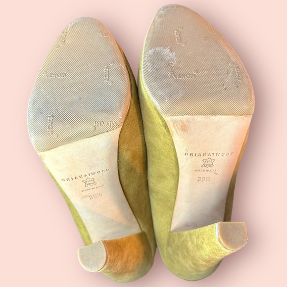 Brian Atwood ‘Maniac’ Platform Pumps in “Coffee” Suede Size 9.5 Celeb Favorite - Picture 12 of 16